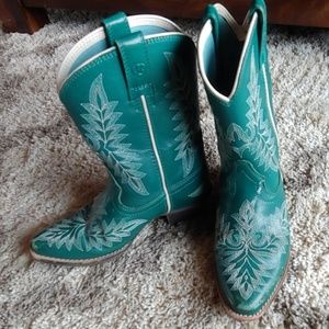 Girls Ariat cowboy boots 11.5